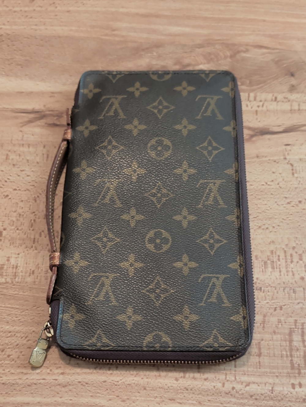Authentic LV Organizer